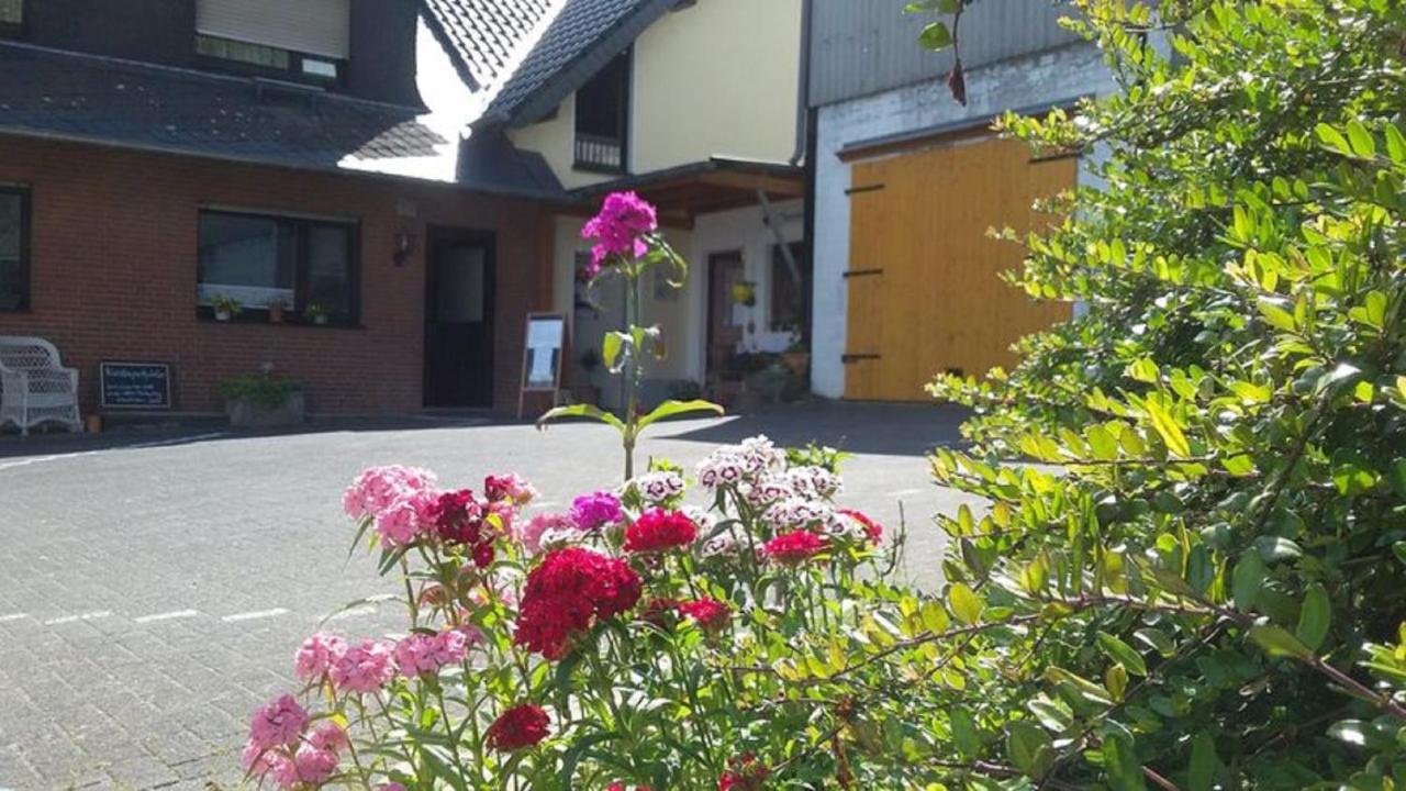 Bauernhof Sesterhenn Лайхлинген Екстериор снимка